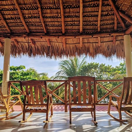 The Free Spirit Hostel Transito ภายนอก รูปภาพ